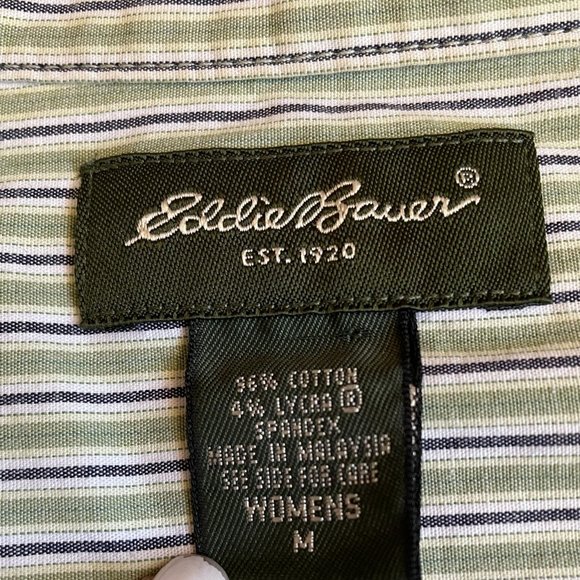 Super cute 3/4 sleeve Eddie Bauer button up. - Picture 2 of 2